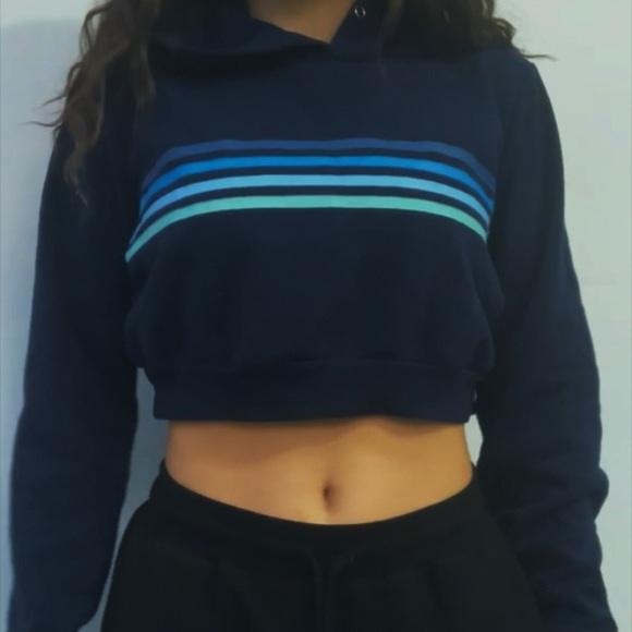 Cropped Hoodie - Picture 2 of 2